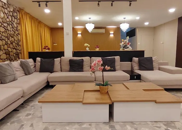 Bukit Tunku Klcc Grande Villa 11 By Vale Pine