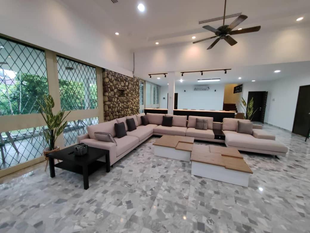 Bukit Tunku Klcc Grande 11 By Vale Pine Vila